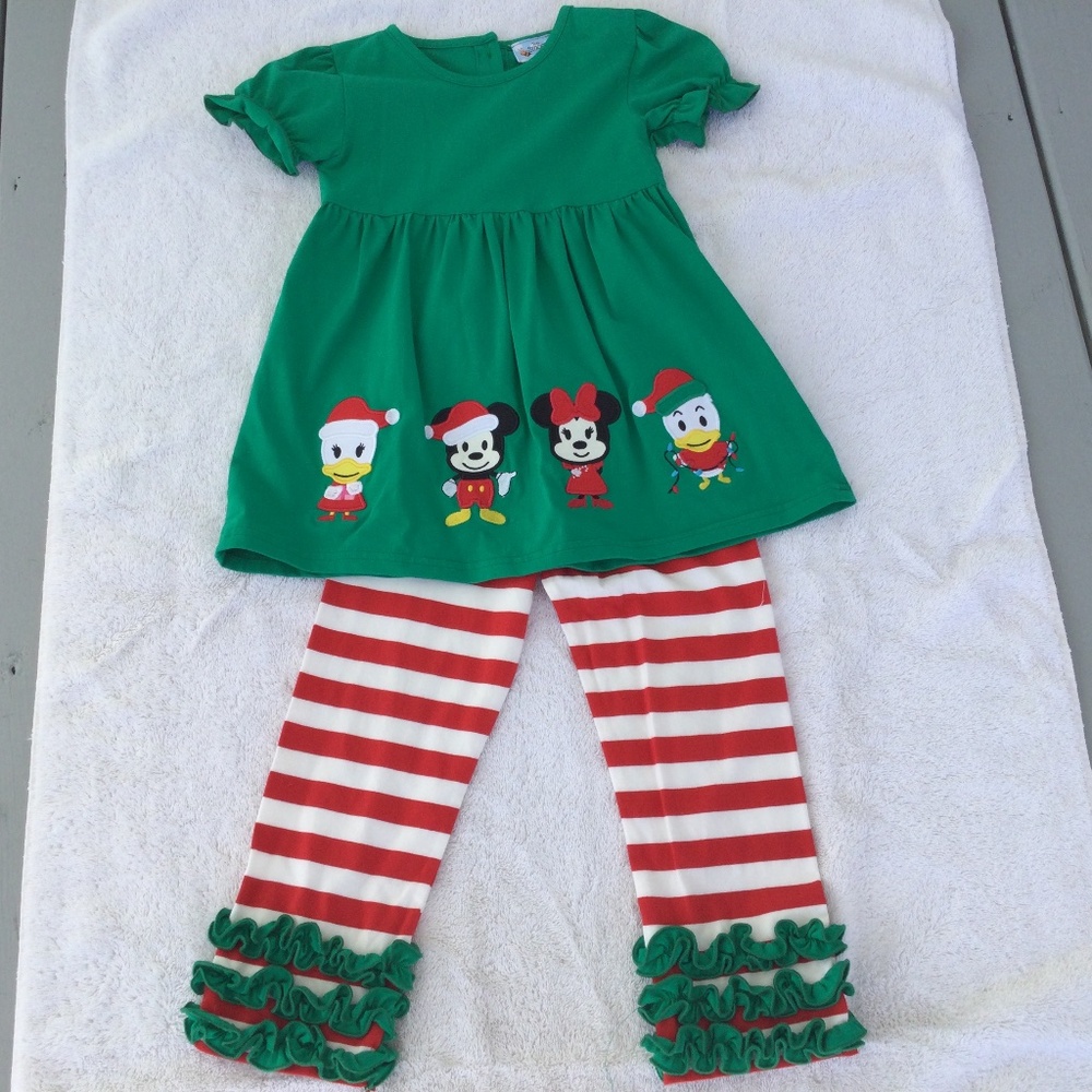 The Mocking Bug 2 Piece Set Embroidered Mickey, Minnie, Daisy, Donald, Size 4